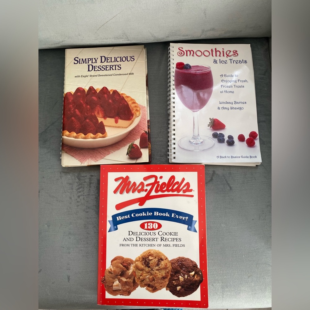 Vintage Cookbooks Set of 3 Smoothies, Desserts, Cookies EUC